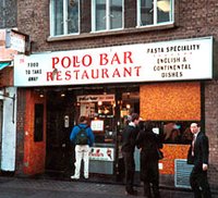 Devanture du Pollo Bar en 2003